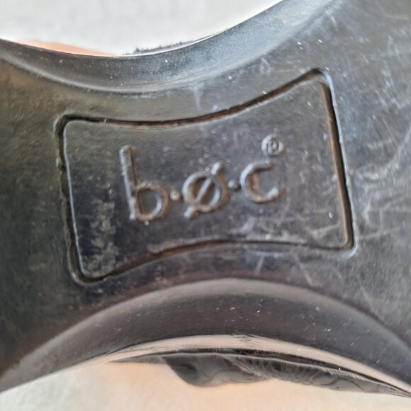BOC Born Clogs Women's Size 10/42 Black Tooled Faux Leather Slip On Boho - Picture 3 of 13